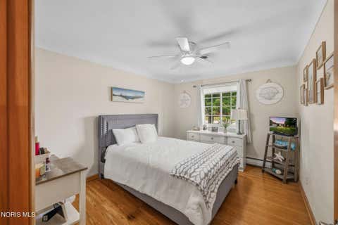 Tiny photo for 305 Parkview Drive, Walbridge, OH 43465 (MLS # 10010799)