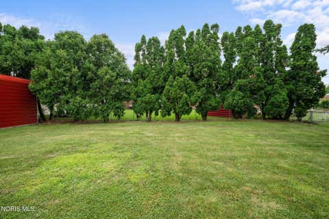 Tiny photo for 305 Parkview Drive, Walbridge, OH 43465 (MLS # 10010799)