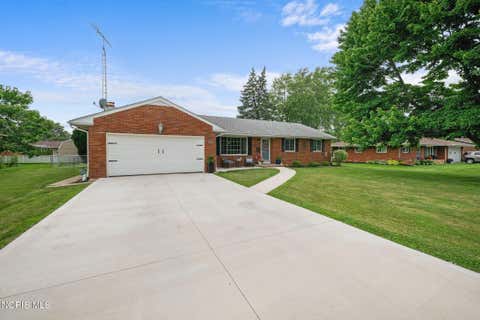 Tiny photo for 305 Parkview Drive, Walbridge, OH 43465 (MLS # 10010799)