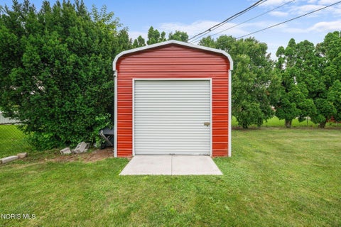 Tiny photo for 305 Parkview Drive, Walbridge, OH 43465 (MLS # 10010799)