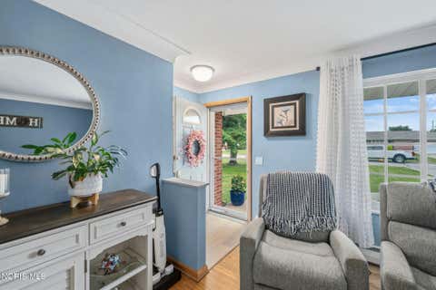 Tiny photo for 305 Parkview Drive, Walbridge, OH 43465 (MLS # 10010799)