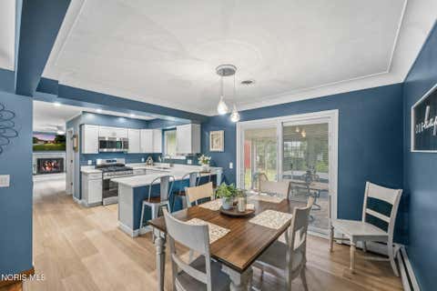 Tiny photo for 305 Parkview Drive, Walbridge, OH 43465 (MLS # 10010799)