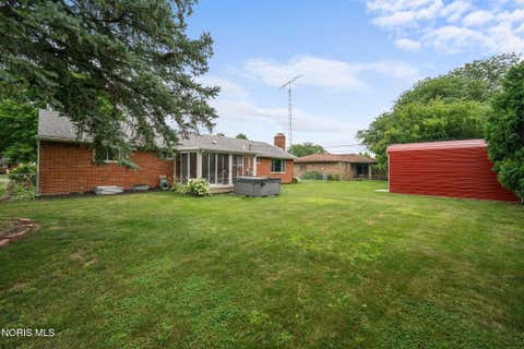 Tiny photo for 305 Parkview Drive, Walbridge, OH 43465 (MLS # 10010799)