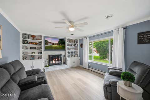 Tiny photo for 305 Parkview Drive, Walbridge, OH 43465 (MLS # 10010799)