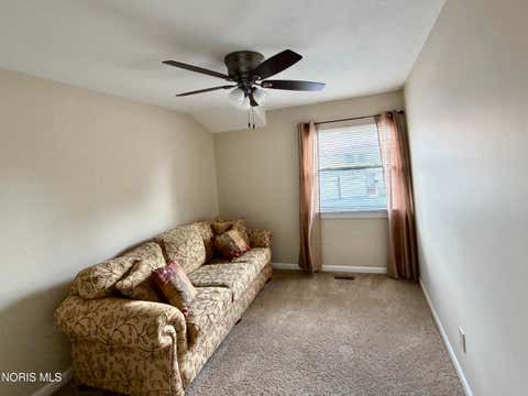 Tiny photo for 6818 Fenwyck Road #Apt 4, Maumee, OH 43537 (MLS # 10012499)