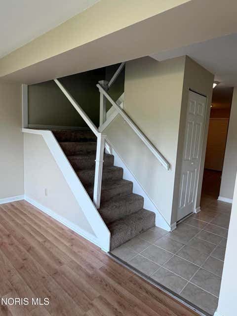 Tiny photo for 6818 Fenwyck Road #Apt 4, Maumee, OH 43537 (MLS # 10012499)