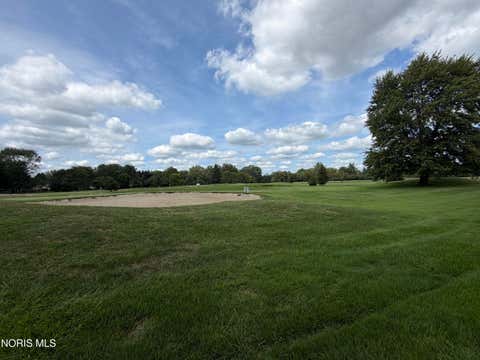 Tiny photo for 6818 Fenwyck Road #Apt 4, Maumee, OH 43537 (MLS # 10012499)