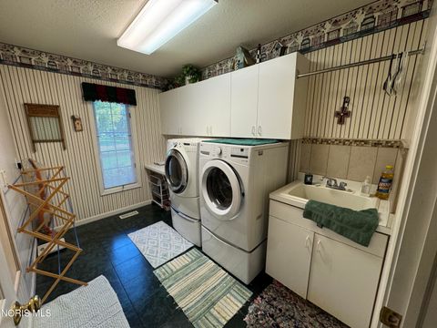 Tiny photo for 7455 Valhalla Drive, Maumee, OH 43537 (MLS # 10006238)