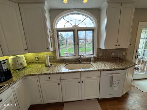 Tiny photo for 7455 Valhalla Drive, Maumee, OH 43537 (MLS # 10006238)