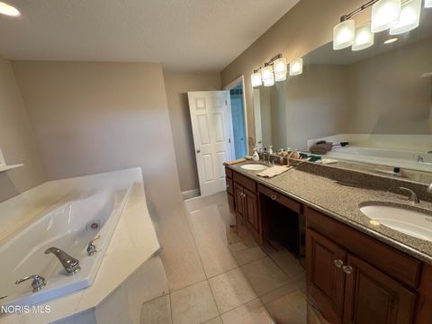 Tiny photo for 7455 Valhalla Drive, Maumee, OH 43537 (MLS # 10006238)