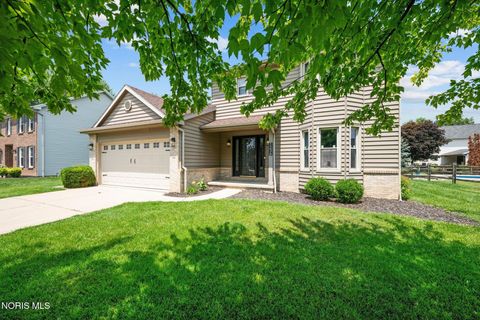 Tiny photo for 1236 Grassy Court, Rossford, OH 43460 (MLS # 10010313)