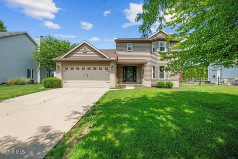 Tiny photo for 1236 Grassy Court, Rossford, OH 43460 (MLS # 10010313)
