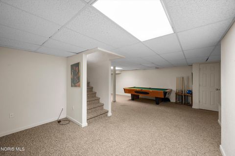 Tiny photo for 1236 Grassy Court, Rossford, OH 43460 (MLS # 10010313)