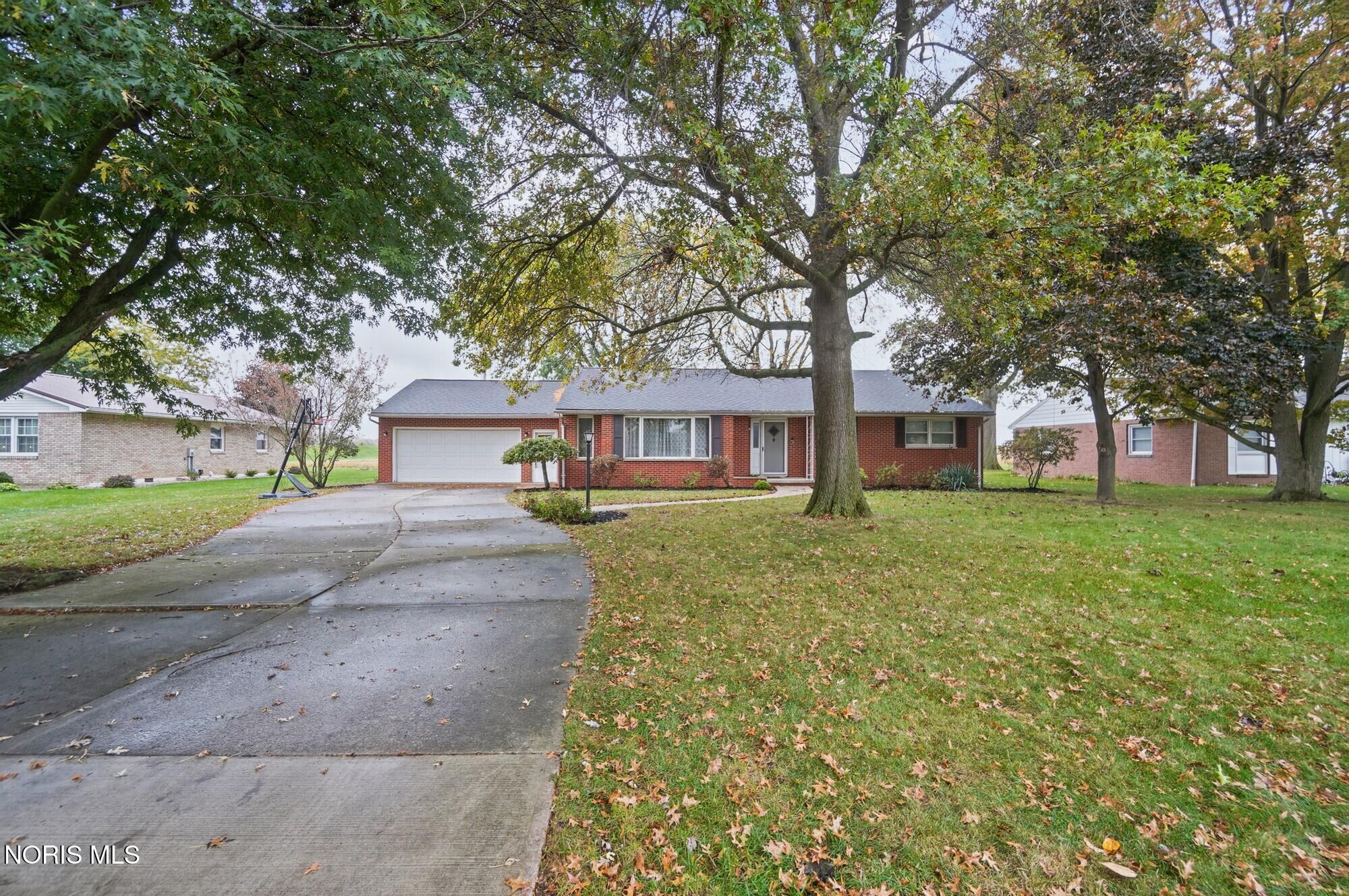 903 Country Club Drive