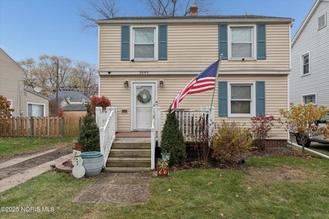 Tiny photo for 3646 Garrison Road, Toledo, OH 43613 (MLS # 10001735)