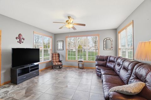 Tiny photo for 384 Marilyn Drive, Findlay, OH 45840 (MLS # 10007499)