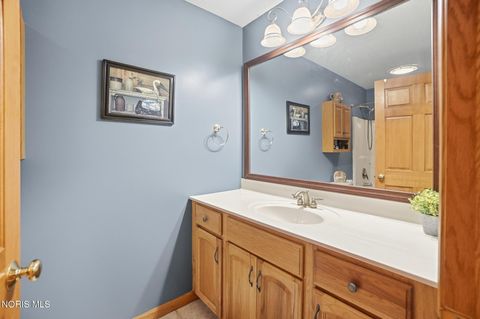 Tiny photo for 384 Marilyn Drive, Findlay, OH 45840 (MLS # 10007499)