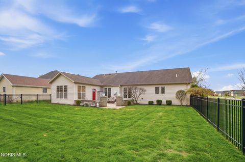Tiny photo for 384 Marilyn Drive, Findlay, OH 45840 (MLS # 10007499)