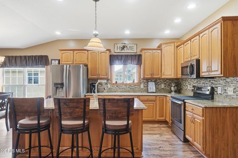 Tiny photo for 384 Marilyn Drive, Findlay, OH 45840 (MLS # 10007499)