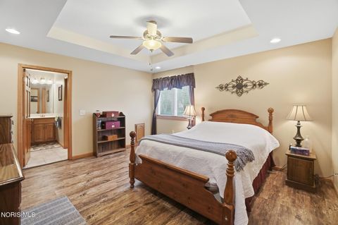 Tiny photo for 384 Marilyn Drive, Findlay, OH 45840 (MLS # 10007499)