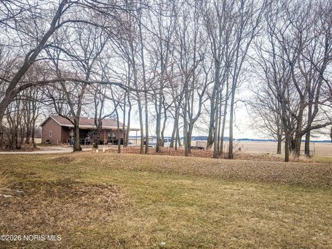 Photo of 9389 Township Rd 57 Trl, Fostoria, OH 44830 (MLS # 10003142)