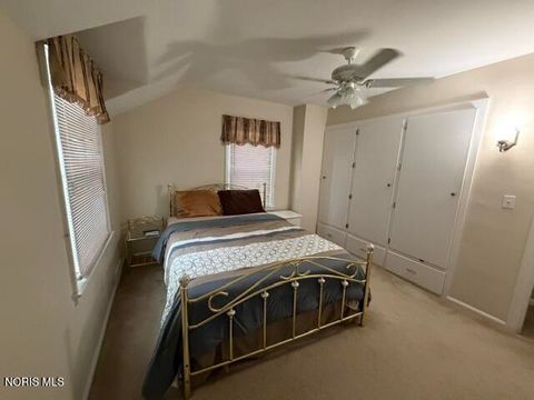 Tiny photo for 2515 Goddard Road, Toledo, OH 43606 (MLS # 10006466)