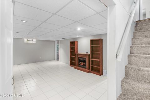 Tiny photo for 933 Fries Avenue, Toledo, OH 43609 (MLS # 10003181)