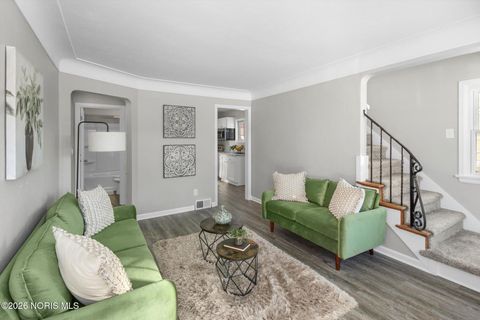 Tiny photo for 933 Fries Avenue, Toledo, OH 43609 (MLS # 10003181)