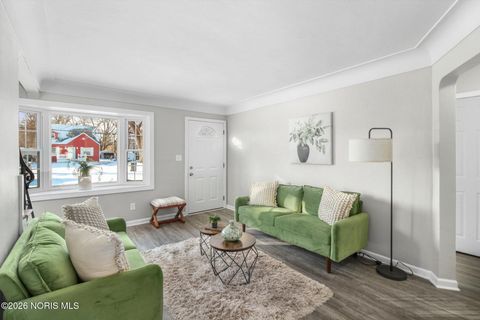 Tiny photo for 933 Fries Avenue, Toledo, OH 43609 (MLS # 10003181)