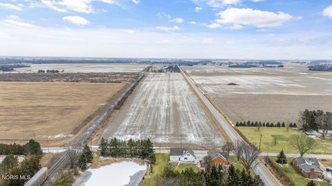 Tiny photo for 0 E Broadway, Perrysburg, OH 43551 (MLS # 10005330)