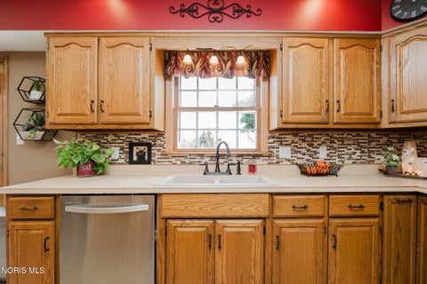 Tiny photo for 73 Luise Circle, Bluffton, OH 45817 (MLS # 10013186)