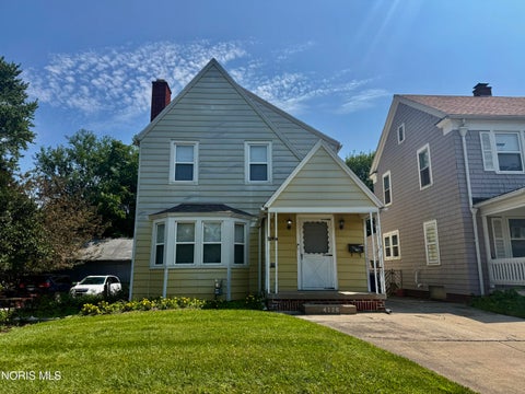 Tiny photo for 4126 Mayfield Drive, Toledo, OH 43612 (MLS # 10012324)