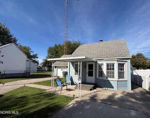 Photo of 1920 Norcross Drive, Northwood, OH 43619 (MLS # 10014503)