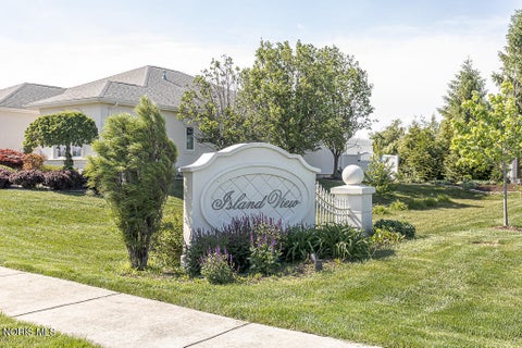 Tiny photo for 9140 Pelican Cove Court, Sylvania, OH 43560 (MLS # 10009778)