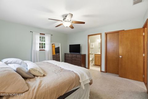 Tiny photo for 239 Thimbleberry Drive, Findlay, OH 45840 (MLS # 10002529)