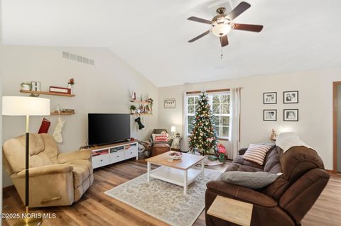 Tiny photo for 239 Thimbleberry Drive, Findlay, OH 45840 (MLS # 10002529)