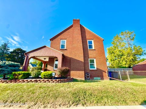 Tiny photo for 2000 Alvin Street, Toledo, OH 43607 (MLS # 10000594)