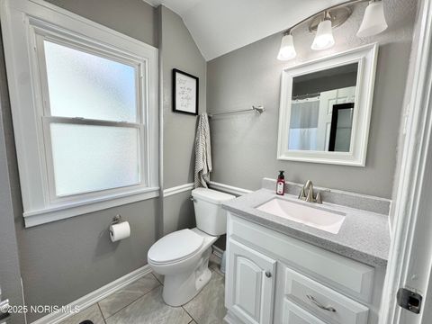 Tiny photo for 2000 Alvin Street, Toledo, OH 43607 (MLS # 10000594)