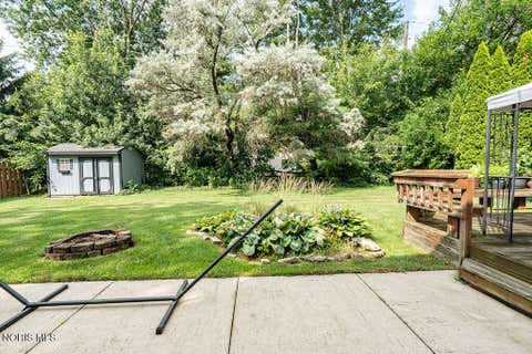 Tiny photo for 1680 Woodhurst Drive, Toledo, OH 43614 (MLS # 10010514)