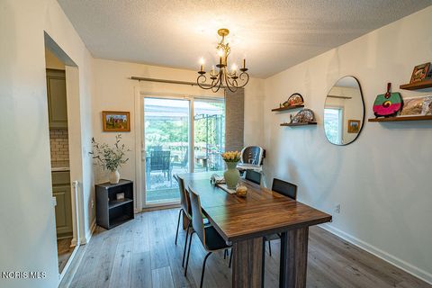 Tiny photo for 1680 Woodhurst Drive, Toledo, OH 43614 (MLS # 10010514)