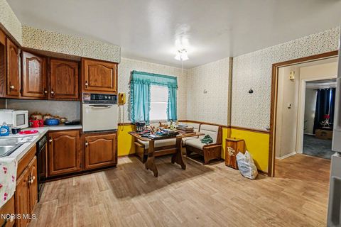 Tiny photo for 3718 Mapleway Drive, Toledo, OH 43614 (MLS # 10004185)