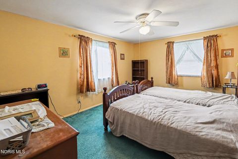 Tiny photo for 3718 Mapleway Drive, Toledo, OH 43614 (MLS # 10004185)