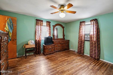 Tiny photo for 3718 Mapleway Drive, Toledo, OH 43614 (MLS # 10004185)