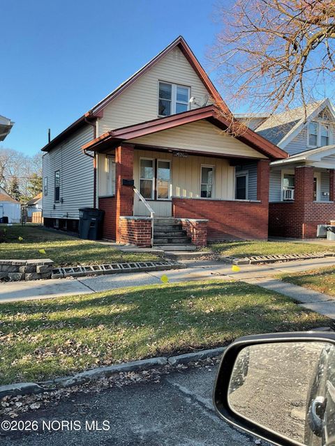 Photo of 2351 Valentine Street, Toledo, OH 43605 (MLS # 10003064)