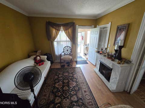 Tiny photo for 1274 Campbell Street, Toledo, OH 43607 (MLS # 10011872)