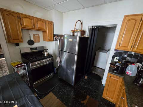 Tiny photo for 1274 Campbell Street, Toledo, OH 43607 (MLS # 10011872)