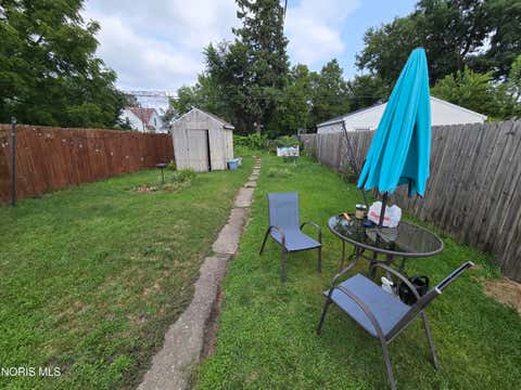 Tiny photo for 1274 Campbell Street, Toledo, OH 43607 (MLS # 10011872)