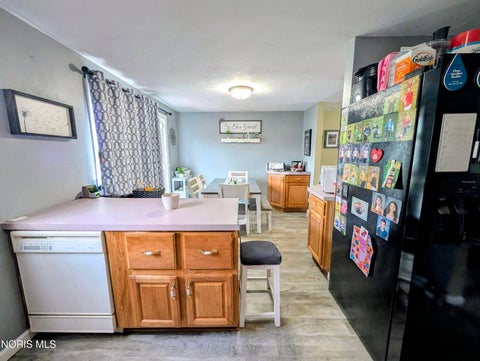 Tiny photo for 220 Ember Drive, Oregon, OH 43616 (MLS # 10012520)