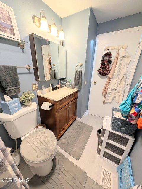 Tiny photo for 220 Ember Drive, Oregon, OH 43616 (MLS # 10012520)