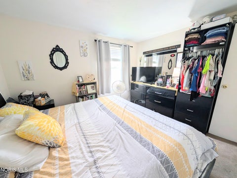 Tiny photo for 220 Ember Drive, Oregon, OH 43616 (MLS # 10012520)